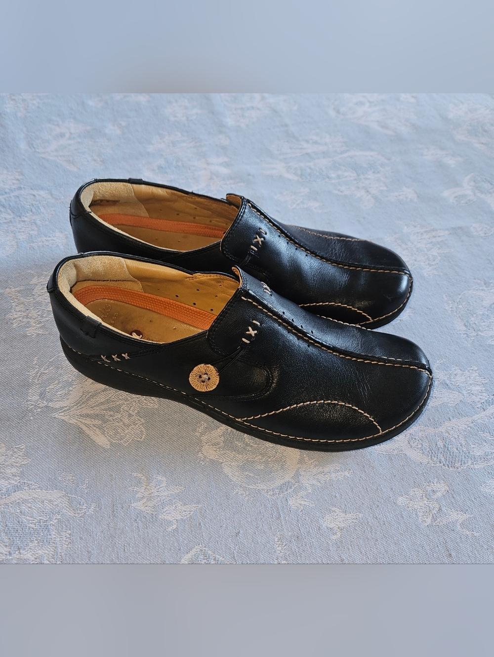 Clarks Unstructured Un Loop Slip On Loafer Shoes Womens Size 9 Black